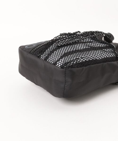 adidas(アディダス)の「adidas アディダス U SMALL ITEM BAG バッグ KE0676 BLACK(ボディバッグ/ウエストポーチ・メンズ・ブラック・FREE)」の3枚目の写真