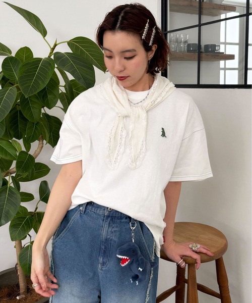 DOUBLE NAME（ダブルネーム）の「【m:rex】ミニ恐竜ワッペンBIG TEE（Tシャツ/カットソー・レディース・ブラック/オフホワイト/ブルー・FREE）」の11枚目の写真