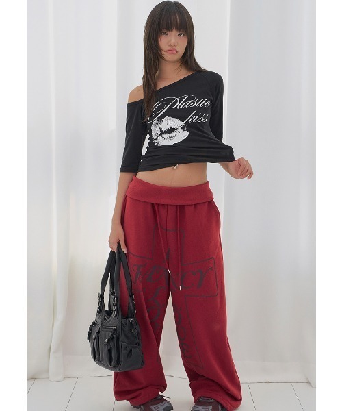 FANCY CLUB（ファンシークラブ）の「A'GEM/9 × .kom 『FANCY CLUB/ファンシークラブ』PLASTIC KISS ONE-SHOULDER TOP/プラスチックキスワンショルダートップス（Tシャツ/カットソー・レディース・ブラック/ライトブルー/ネイビー/ライトグリーン・FREE）」の8枚目の写真