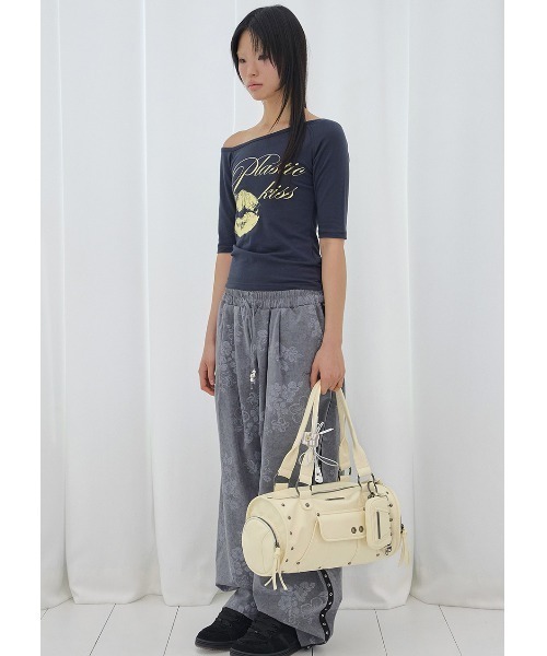 FANCY CLUB（ファンシークラブ）の「A'GEM/9 × .kom 『FANCY CLUB/ファンシークラブ』PLASTIC KISS ONE-SHOULDER TOP/プラスチックキスワンショルダートップス（Tシャツ/カットソー・レディース・ブラック/ライトブルー/ネイビー/ライトグリーン・FREE）」の21枚目の写真