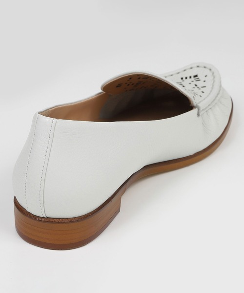 BARCLAY(バークレー)の「BARCLAY(バークレー)レ―ザーカットソフトローファ―(ローファー・レディース・ブラック/アイボリー・24.5cm/24cm/23.5cm/23cm/22.5cm/22cm)」の11枚目の写真