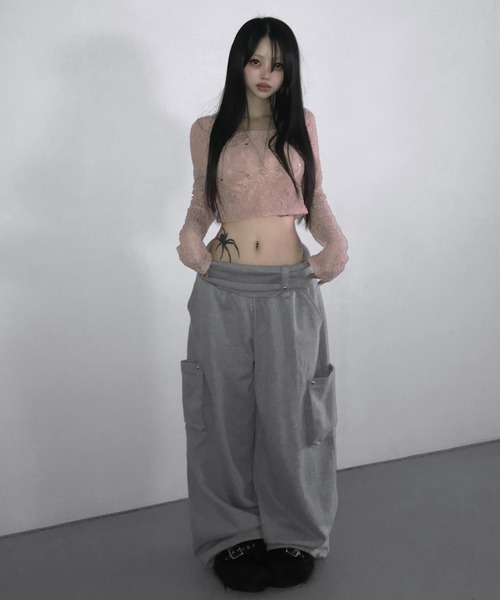 THEAIRTOWN(ジエアタウン)の「patch lace crop top(Tシャツ/カットソー・レディース・ピンク/ブラック/ホワイト・FREE)」の14枚目の写真