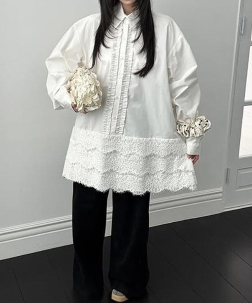 semplice(センプリチェ)の「レースヘム フリルデザイン ロングシャツ(シャツ/ブラウス・レディース・ホワイト・F)」の7枚目の写真