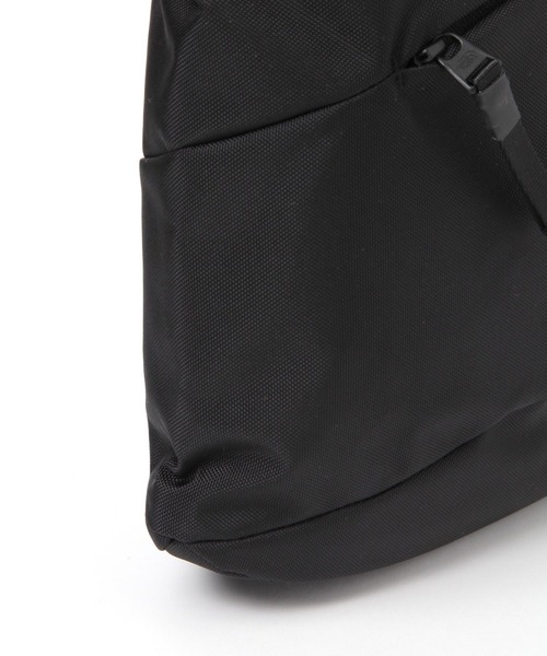 THE NORTH FACE(ザノースフェイス)の「【THE NORTH FACE(ザ・ノース・フェイス)】ピレネートート(トートバッグ・レディース・ブラック/ライトグレー・FREE)」の10枚目の写真