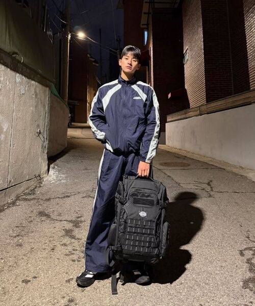 HDEX（エイチデックス）の「カラーサミットワイドナイロンパンツ (ネイビー)（その他パンツ・メンズ・ネイビー・MEDIUM/LARGE/X-LARGE/2XL）」の4枚目の写真