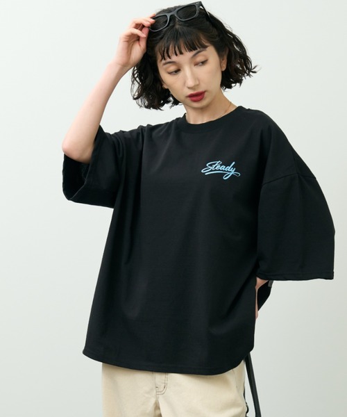 A.D.C.L.（エーディーシーエル）の「後デニムパッチプリント オーバーサイズTシャツ（Tシャツ/カットソー・レディース・ブラック/ホワイト・L/M）」の11枚目の写真