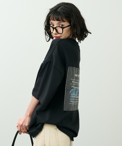 A.D.C.L.（エーディーシーエル）の「後デニムパッチプリント オーバーサイズTシャツ（Tシャツ/カットソー・レディース・ブラック/ホワイト・L/M）」の12枚目の写真