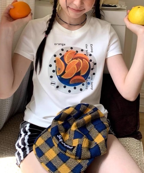 SHEENA(シーナ)の「フルーツプリントコンパクトTシャツ(Tシャツ/カットソー・レディース・ホワイト・M)」の1枚目の写真