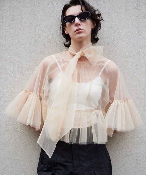 MAISON SPECIAL(メゾンスペシャル)の「Multiway Sheer Top/マルチウェイシアートップ(シャツ/ブラウス・レディース・グリーン/ベージュ/ブラック・FREE)」の3枚目の写真