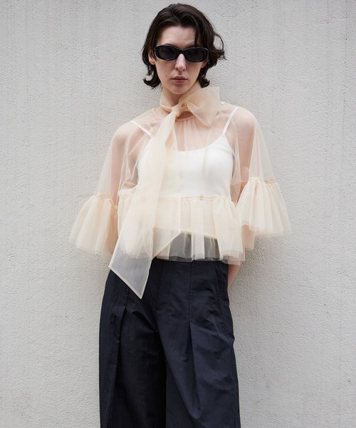 MAISON SPECIAL(メゾンスペシャル)の「Multiway Sheer Top/マルチウェイシアートップ(シャツ/ブラウス・レディース・グリーン/ベージュ/ブラック・FREE)」の5枚目の写真