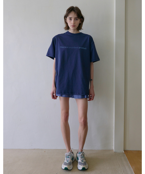 NOCONTENT(ノーコンテント)の「154. ノコンテンツプロダクトT _ ネイビー(Tシャツ/カットソー・レディース・その他・FREE)」の3枚目の写真