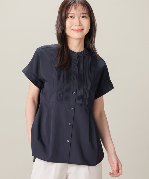 GLACIER lusso(グラシアルッソ)の「【UVカット】ピンタックブラウス(シャツ/ブラウス・レディース・ネイビー/イエロー/オレンジ系その他2/グレイッシュベージュ・S/M/LL/L)」の8枚目の写真