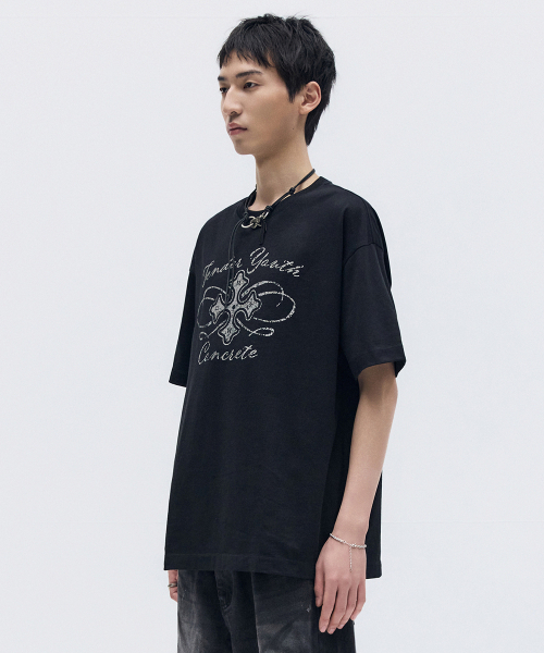 MAISON MINED(メゾンミネド)の「CELTIC CROSS HALF T BLACK(Tシャツ/カットソー・メンズ・その他・SMALL/MEDIUM/LARGE)」の5枚目の写真