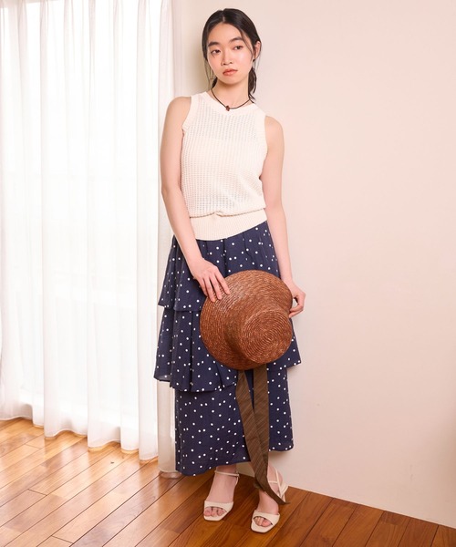 mysty woman（ミスティウーマン）の「変形編みニットノースリ 678698（ベスト・レディース・ブラック/レッド/オフホワイト・FREE）」の9枚目の写真