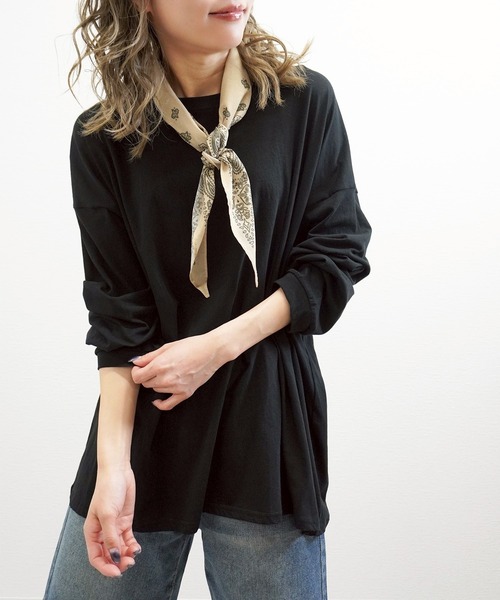 gossara(ゴサラ)の「【今売れてます】バンダナ柄スカーフ(ストール/ショール・レディース・ベージュ/ネイビー/ブラック・FREE)」の6枚目の写真