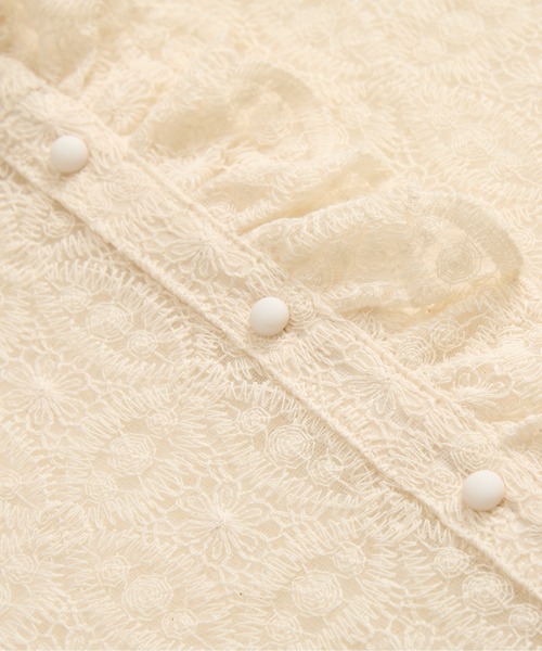 LA POMME petit(ラポミ・プチ)の「Texture Lace Motif Blouse(シャツ/ブラウス・レディース・ブラック/アイボリー/ホワイト・FREE)」の8枚目の写真