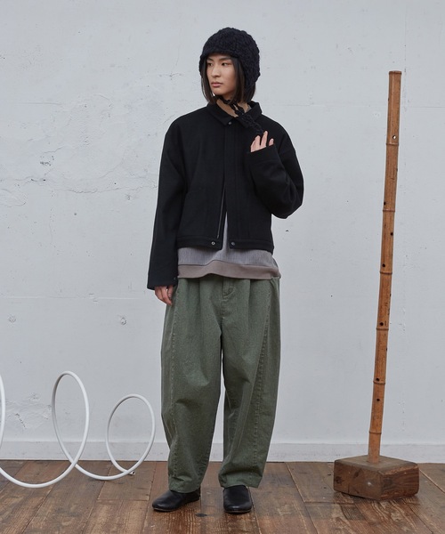 Dulcamara(ドゥルカマラ)の「ピグメントコーティング3サイドPT(デニムパンツ・メンズ・グリーン/ブラック・2/1/0)」の3枚目の写真