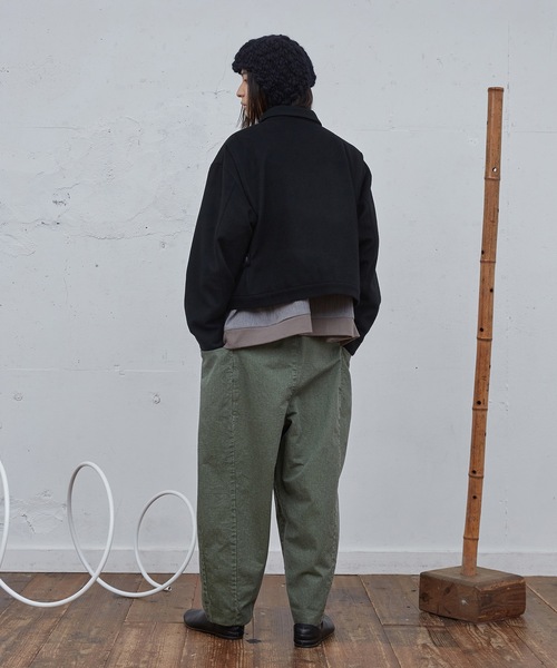 Dulcamara(ドゥルカマラ)の「ピグメントコーティング3サイドPT(デニムパンツ・メンズ・グリーン/ブラック・2/1/0)」の4枚目の写真