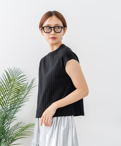 fort point(フォーポイント)の「【C-FORT POINT/フォートポイント】華奢見え ワイドリブフレンチスリーブTシャツ 二の腕カバー 伸縮性 細見え オフィス 通勤 きれいめ 大人カジュアル(Tシャツ/カットソー・レディース・ブラウン/オフホワイト/カーキ/ブラック・FREE)」の20枚目の写真