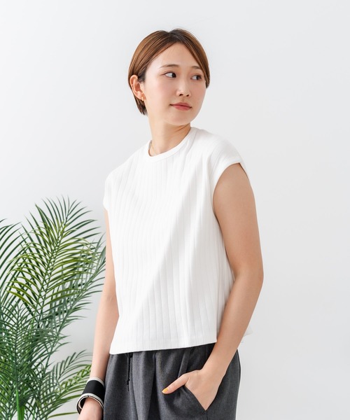 fort point(フォーポイント)の「【C-FORT POINT/フォートポイント】華奢見え ワイドリブフレンチスリーブTシャツ 二の腕カバー 伸縮性 細見え オフィス 通勤 きれいめ 大人カジュアル(Tシャツ/カットソー・レディース・ブラウン/オフホワイト/カーキ/ブラック・FREE)」の7枚目の写真