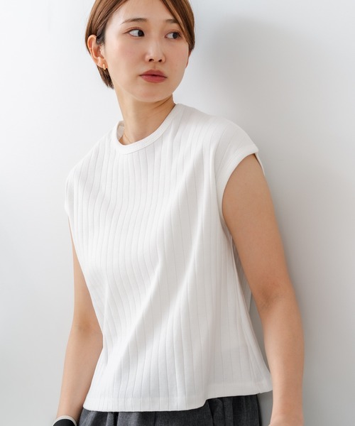 fort point(フォーポイント)の「【C-FORT POINT/フォートポイント】華奢見え ワイドリブフレンチスリーブTシャツ 二の腕カバー 伸縮性 細見え オフィス 通勤 きれいめ 大人カジュアル(Tシャツ/カットソー・レディース・ブラウン/オフホワイト/カーキ/ブラック・FREE)」の11枚目の写真