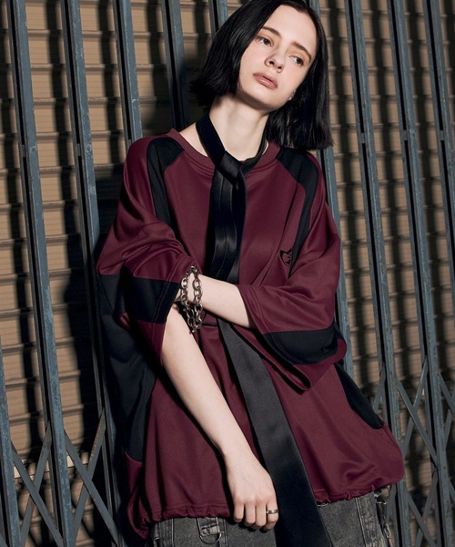ERAR(エラー)の「【ERAR】オーバーサイズ配色クルーネックゲームデザインTシャツ(Tシャツ/カットソー・メンズ・チャコール/グレー/ブラック/ワイン・S/M/L/XL)」の4枚目の写真