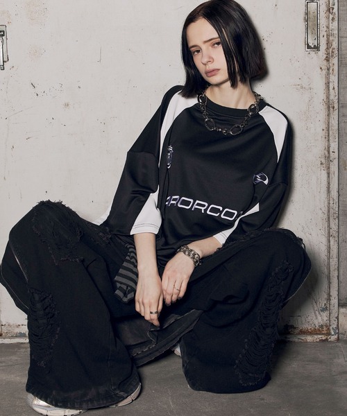 ERAR(エラー)の「【ERAR】オーバーサイズ配色クルーネックゲームデザインTシャツ(Tシャツ/カットソー・メンズ・チャコール/グレー/ブラック/ワイン・S/M/L/XL)」の9枚目の写真