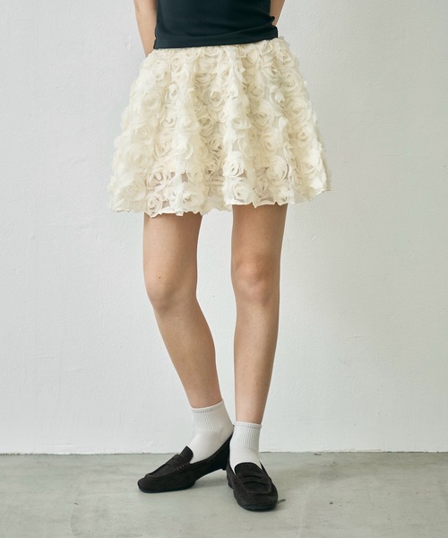 Lunea（ルネア）の「フラワーモチーフチュールミニスカート / flower motif tulle mini skirt（スカート・レディース・アイボリー/ホワイト/ブラック・FREE）」の19枚目の写真