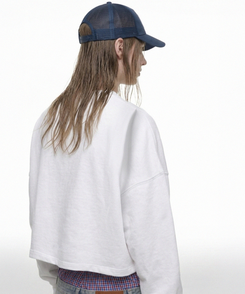 PRINOAR（プリノア）の「リファインドヒューズ ヘビーウェイトクロップ長袖Tシャツ - ホワイト（Tシャツ/カットソー・レディース・ホワイト・MEDIUM/LARGE/X-LARGE）」の19枚目の写真