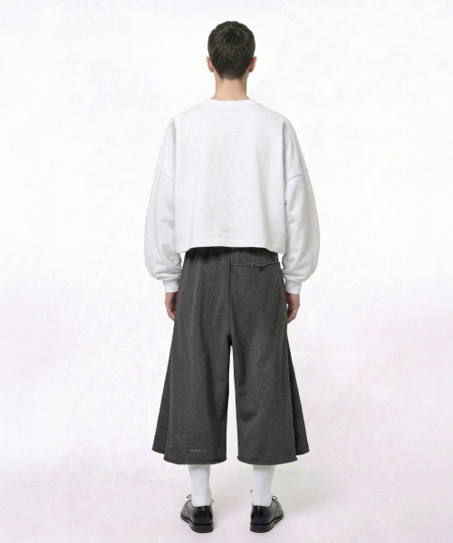 PRINOAR（プリノア）の「リファインドヒューズ ヘビーウェイトクロップ長袖Tシャツ - ホワイト（Tシャツ/カットソー・レディース・ホワイト・MEDIUM/LARGE/X-LARGE）」の13枚目の写真