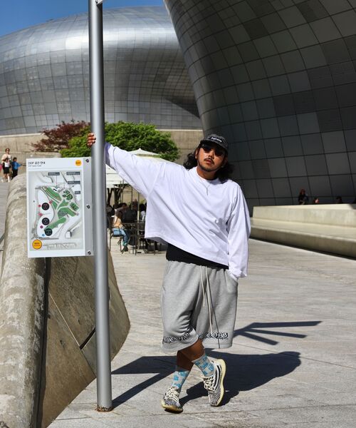 PRINOAR（プリノア）の「リファインドヒューズ ヘビーウェイトクロップ長袖Tシャツ - ホワイト（Tシャツ/カットソー・レディース・ホワイト・MEDIUM/LARGE/X-LARGE）」の5枚目の写真
