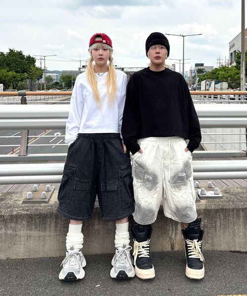 PRINOAR（プリノア）の「リファインドヒューズ ヘビーウェイトクロップ長袖Tシャツ - ホワイト（Tシャツ/カットソー・レディース・ホワイト・MEDIUM/LARGE/X-LARGE）」の2枚目の写真