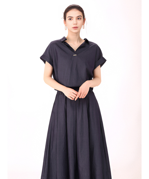 ACUD(アクド)の「Half Sleeve Glossy Set-up _Denim(ワンピース・レディース・ネイビー・FREE)」の1枚目の写真