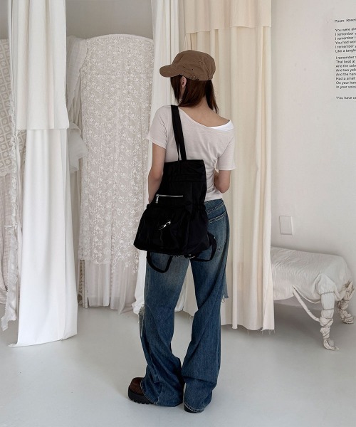 4INT.（フォイント）の「【レイヤード風】配色 オフショルダー 半袖 Tシャツ（Tシャツ/カットソー・レディース・ネイビー/グレー/ベージュ・FREE）」の7枚目の写真