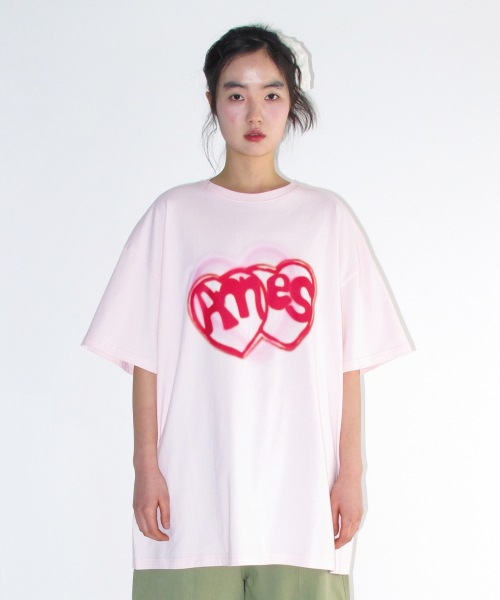 AMESWORLDWIDE(アメスワールドワイド)の「HEART SPRAY TEE PINK(Tシャツ/カットソー・レディース・その他・SMALL/MEDIUM/LARGE)」の2枚目の写真