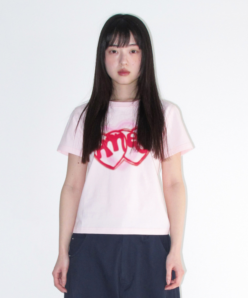 AMESWORLDWIDE(アメスワールドワイド)の「HEART SPRAY TEE PINK(Tシャツ/カットソー・レディース・その他・SMALL/MEDIUM/LARGE)」の3枚目の写真