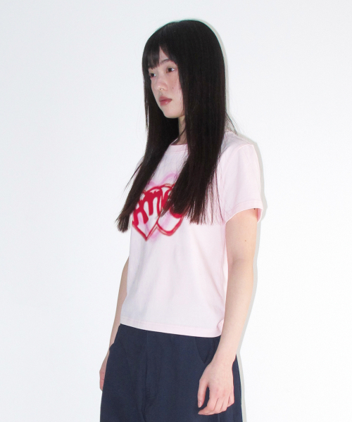 AMESWORLDWIDE(アメスワールドワイド)の「HEART SPRAY TEE PINK(Tシャツ/カットソー・レディース・その他・SMALL/MEDIUM/LARGE)」の5枚目の写真