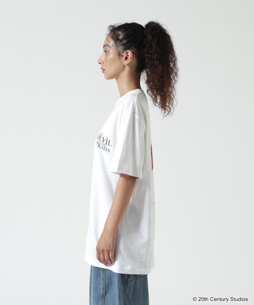 GOOD ROCK SPEED(グッドロックスピード)の「GOOD ROCK SPEED (グッドロックスピード) The DEVIL WEARS PRADA/バックプリントロゴT/UNISEX(Tシャツ/カットソー・レディース・ホワイト・L/M/XL)」の6枚目の写真