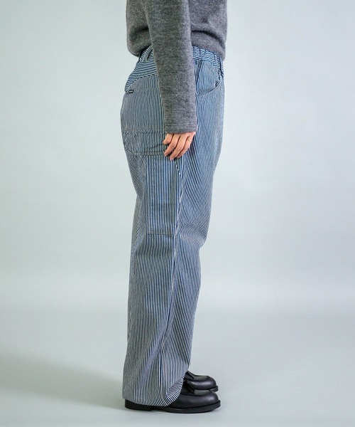 OMNIGOD（オムニゴッド）の「[OMNIGOD womens / オムニゴッド] ヒッコリーデニム ルーズイージーペインターパンツ（デニムパンツ・レディース・ブルー系その他・1/0）」の12枚目の写真