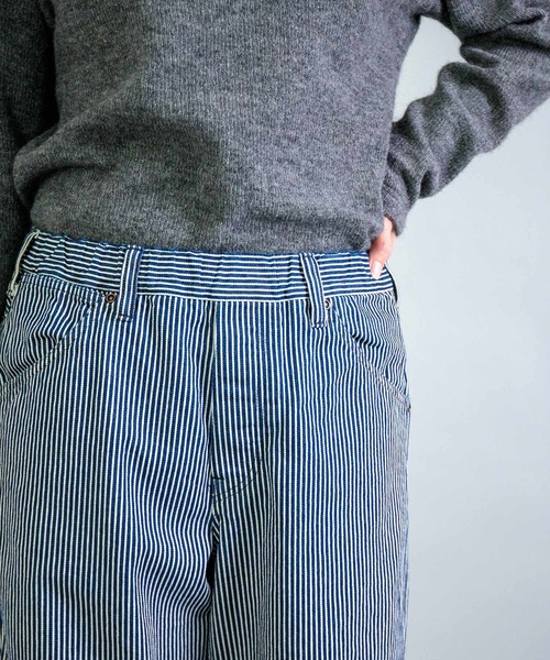 OMNIGOD（オムニゴッド）の「[OMNIGOD womens / オムニゴッド] ヒッコリーデニム ルーズイージーペインターパンツ（デニムパンツ・レディース・ブルー系その他・1/0）」の14枚目の写真