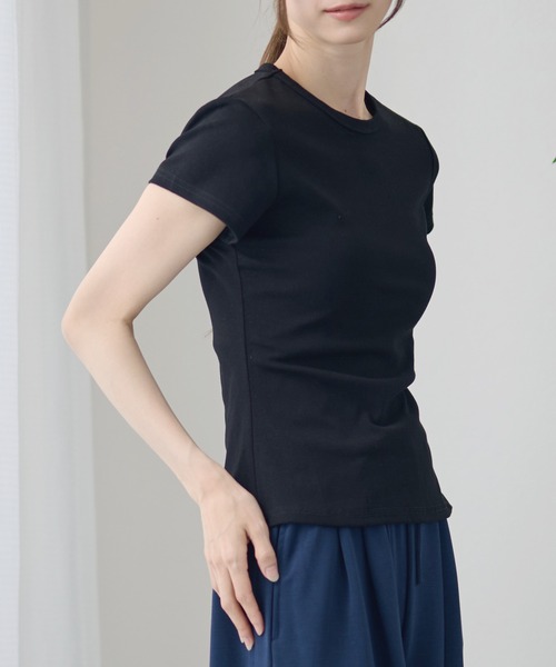 DAYRA(デイラ)の「ベーシック コンパクト 半袖T シャツ(Tシャツ/カットソー・レディース・ブルー/イエロー/ホワイト/ピンク/ブラック・M/L)」の8枚目の写真