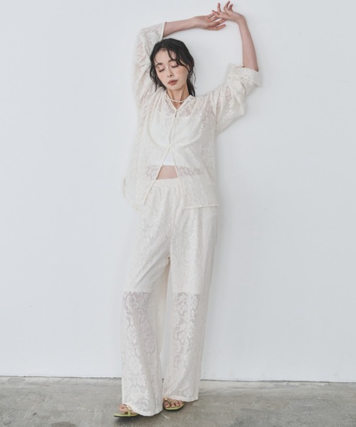 Anclear oui(アンクリアウィ)の「ウエストリボンレースイージーパンツ(その他パンツ・レディース・アイボリー/ブラック・F)」の3枚目の写真