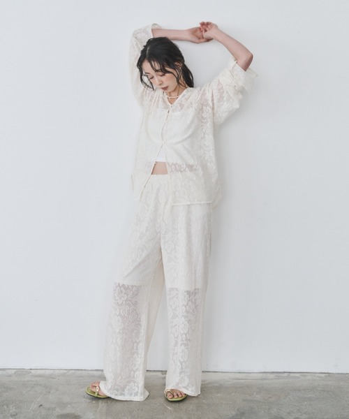 Anclear oui(アンクリアウィ)の「ウエストリボンレースイージーパンツ(その他パンツ・レディース・アイボリー/ブラック・F)」の8枚目の写真