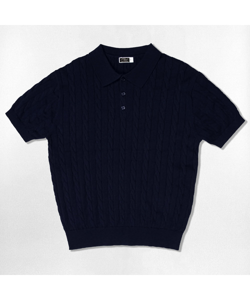 NOTUSUAL(ノットユージュアル)の「ユーズアルケーブルニット半袖Tシャツ 4カラー(ニット/セーター・レディース・バーガンディー/ネイビー/ダークグリーン/ブラック・SMALL/MEDIUM/LARGE/X-LARGE)」の3枚目の写真