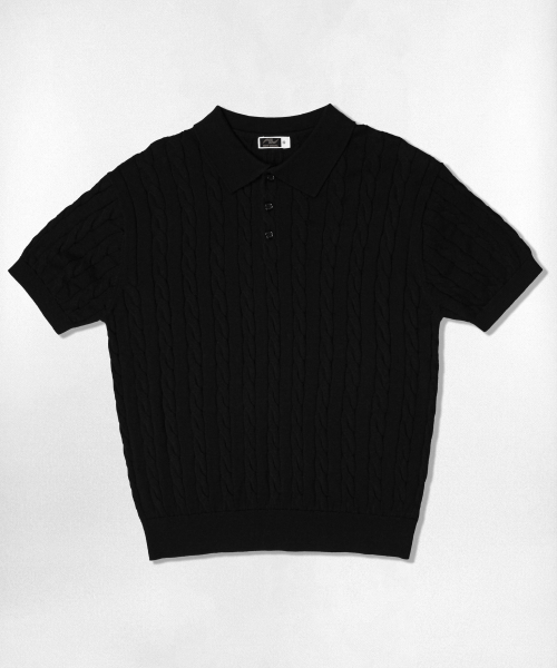 NOTUSUAL(ノットユージュアル)の「ユーズアルケーブルニット半袖Tシャツ 4カラー(ニット/セーター・レディース・バーガンディー/ネイビー/ダークグリーン/ブラック・SMALL/MEDIUM/LARGE/X-LARGE)」の12枚目の写真