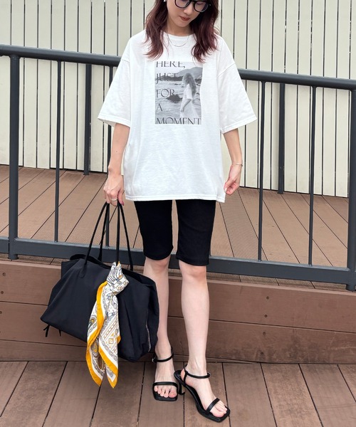 ISOOK(アイスー)の「【ISOOK / アイスー】接触冷感UVカットTシャツ / 日焼け対策 紫外線対策 暑さ対策 半袖 フォトプリントT オーバーサイズ ルーズ ビッグシルエット モノクロ モノトーン アソート 白T ZOZOTOWN限定(Tシャツ/カットソー・レディース・ホワイト系その他/ホワイト・FREE)」の8枚目の写真