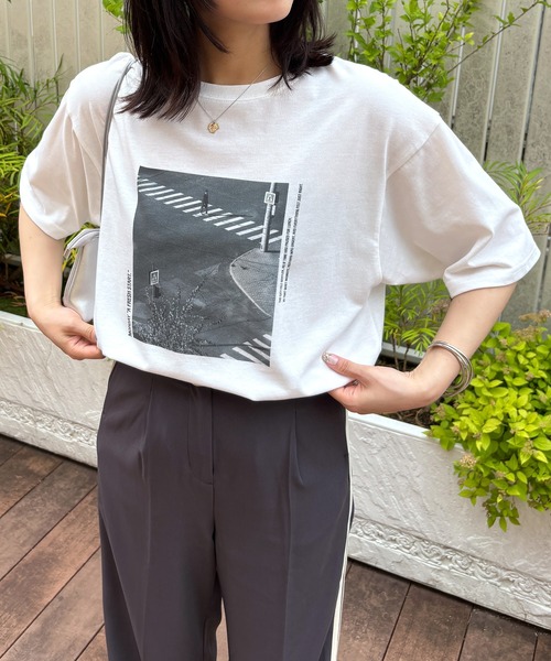 ISOOK(アイスー)の「【ISOOK / アイスー】接触冷感UVカットTシャツ / 日焼け対策 紫外線対策 暑さ対策 半袖 フォトプリントT オーバーサイズ ルーズ ビッグシルエット モノクロ モノトーン アソート 白T ZOZOTOWN限定(Tシャツ/カットソー・レディース・ホワイト系その他/ホワイト・FREE)」の16枚目の写真