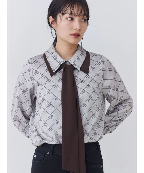 TONAL（トーナル）の「2WAYダブルカラーボウタイブラウス（シャツ/ブラウス・レディース・ベージュ/ネイビー/アイボリー/オフホワイト・MEDIUM）」の22枚目の写真