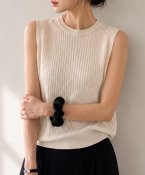aimoha(アイモハ)の「バックスリットノースリーブリブニットトップス(その他トップス・レディース・ブラック/ベージュ・M)」の10枚目の写真