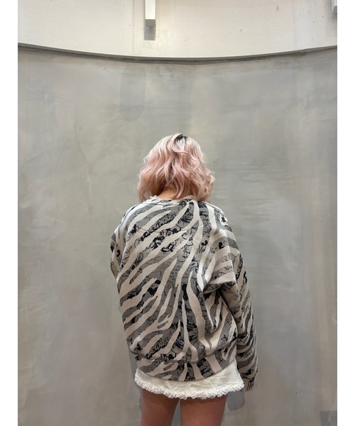 Desigual(デシグアル)の「Disney Zebra Print Sweatshirt/ディズニー ゼブラグラフィックスウェット(スウェット・レディース・ブラック・XS/S/M/L/XL)」の10枚目の写真